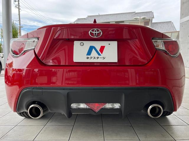 86 GT TRDエアロ 禁煙車 6速MT SDナビ バックカメラ スマートキー&プッシュスタート ETC デュアルオートエアコン 革巻きハンドル HIDヘッドライト 純正17インチアルミ(17枚目)