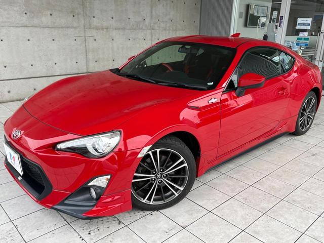 86 GT TRDエアロ 禁煙車 6速MT SDナビ バックカメラ スマートキー&プッシュスタート ETC デュアルオートエアコン 革巻きハンドル HIDヘッドライト 純正17インチアルミ(27枚目)