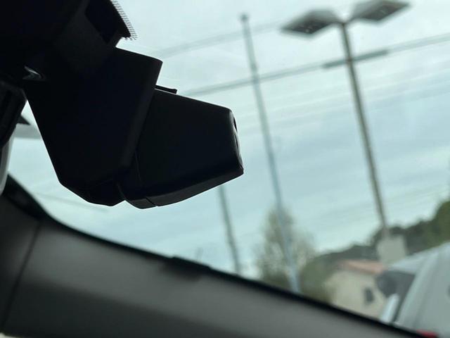 インプレッサスポーツ 2.0i-Lアイサイト 後期E型 禁煙車 純正ナビ ツーリングアシスト バック&サイドカメラ メモリー付きパワーシート ETC ドラレコ 純正17インチアルミ LEDヘッド パドルシフト アクセスキー&プッシュスタート(9枚目)