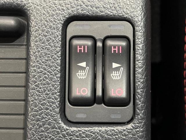 レヴォーグ 1.6STIスポーツアイサイト 後期D型 STIスタイルパッケージ STIマフラー スマートリヤビューミラー 純正ナビ バック&フロント&サイドカメラ シートヒーター ETC アクセスキー&プッシュスタート 革シート(10枚目)