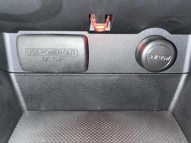 レヴォーグ 1.6STIスポーツアイサイト 後期D型 STIスタイルパッケージ STIマフラー スマートリヤビューミラー 純正ナビ バック&フロント&サイドカメラ シートヒーター ETC アクセスキー&プッシュスタート 革シート(58枚目)