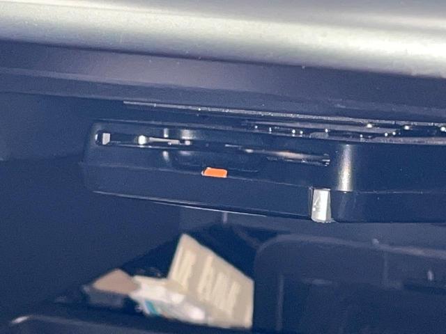 XV 2.0i-L アイサイト ルーフレール 禁煙車 純正SDナビ サイド&バックカメラ ドラレコ ETC コーナーセンサー LEDヘッドライト アクセスキー&プッシュスタート 純正革巻きステアリング 純正17インチアルミ(8枚目)