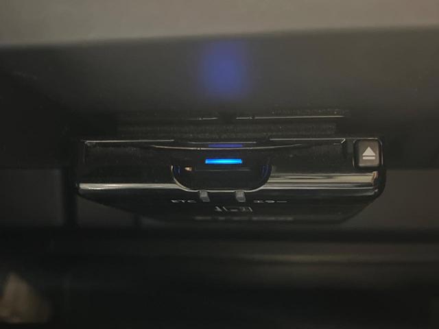 インプレッサスポーツ 2.0i-Lアイサイト 禁煙 純正8インチナビ バックカメラ サイドカメラ ETC ドライブレコーダー アクセスキー&プッシュスタート LEDヘッドライト 純正革巻ステアリング 純正17インチアルミ パドルシフト(6枚目)