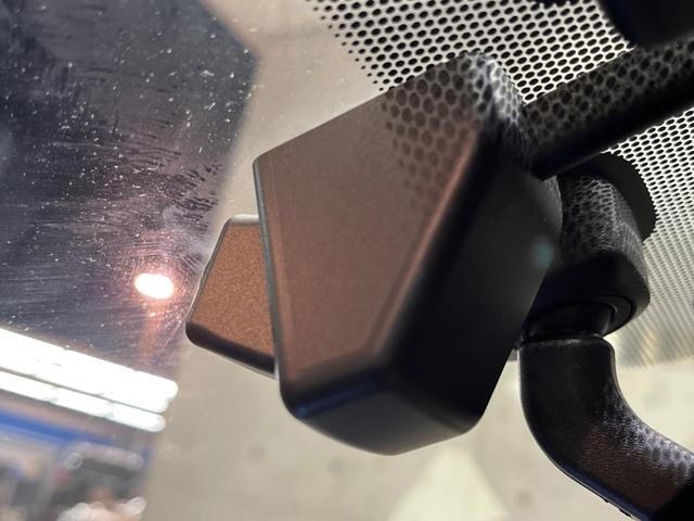 インプレッサスポーツ 2.0i-Lアイサイト 禁煙 純正8インチナビ バックカメラ サイドカメラ ETC ドライブレコーダー アクセスキー&プッシュスタート LEDヘッドライト 純正革巻ステアリング 純正17インチアルミ パドルシフト(7枚目)