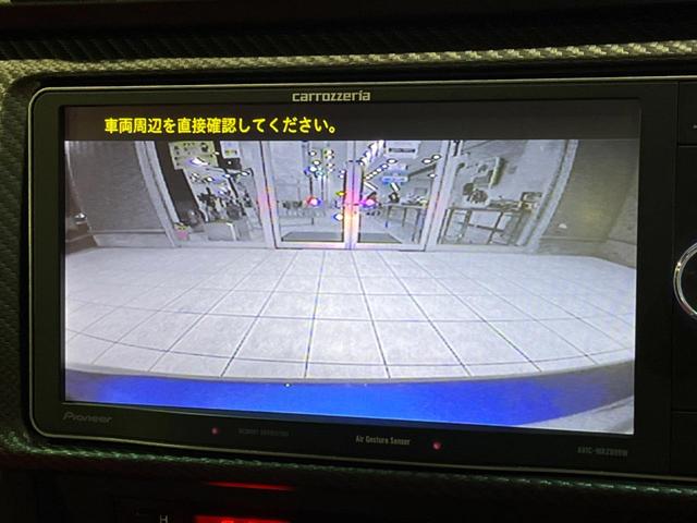 ＢＲＺ Ｓ　禁煙　ＲＥＣＡＲＯシート　ＲＡＹＳ製１７インチアルミ　６連ＭＴ　バックカメラ　ドライブレコーダー　ＥＴＣ　ＳＴＩタワーバー　純正革巻ステアリング　ＨＩＤヘッドライト　アクセスキー＆プッシュスタート（6枚目）