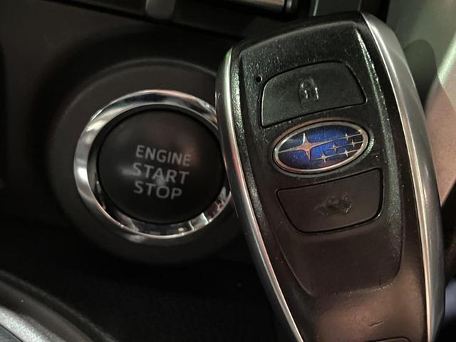 ＢＲＺ Ｓ　禁煙　ＲＥＣＡＲＯシート　ＲＡＹＳ製１７インチアルミ　６連ＭＴ　バックカメラ　ドライブレコーダー　ＥＴＣ　ＳＴＩタワーバー　純正革巻ステアリング　ＨＩＤヘッドライト　アクセスキー＆プッシュスタート（10枚目）