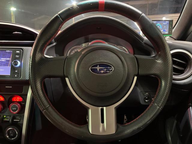ＢＲＺ Ｓ　禁煙　ＲＥＣＡＲＯシート　ＲＡＹＳ製１７インチアルミ　６連ＭＴ　バックカメラ　ドライブレコーダー　ＥＴＣ　ＳＴＩタワーバー　純正革巻ステアリング　ＨＩＤヘッドライト　アクセスキー＆プッシュスタート（12枚目）