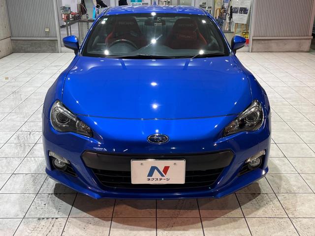ＢＲＺ Ｓ　禁煙　ＲＥＣＡＲＯシート　ＲＡＹＳ製１７インチアルミ　６連ＭＴ　バックカメラ　ドライブレコーダー　ＥＴＣ　ＳＴＩタワーバー　純正革巻ステアリング　ＨＩＤヘッドライト　アクセスキー＆プッシュスタート（16枚目）