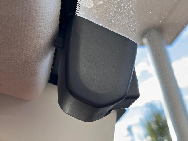 フォレスター S-リミテッド 後期D型 サンルーフ ルーフレール アドバンスドPKG 黒革 禁煙車 純正SDナビ バックカメラ ETC ドラレコ LEDヘッド シートヒーター パワーシート アダプティブクルーズ パドルシフト(8枚目)