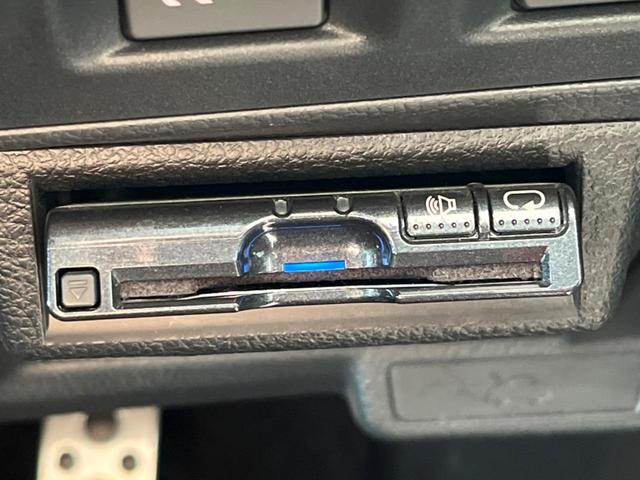 フォレスター S-リミテッド 後期D型 サンルーフ ルーフレール アドバンスドPKG 黒革 禁煙車 純正SDナビ バックカメラ ETC ドラレコ LEDヘッド シートヒーター パワーシート アダプティブクルーズ パドルシフト(9枚目)