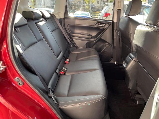 フォレスター S-リミテッド 後期D型 サンルーフ ルーフレール アドバンスドPKG 黒革 禁煙車 純正SDナビ バックカメラ ETC ドラレコ LEDヘッド シートヒーター パワーシート アダプティブクルーズ パドルシフト(13枚目)