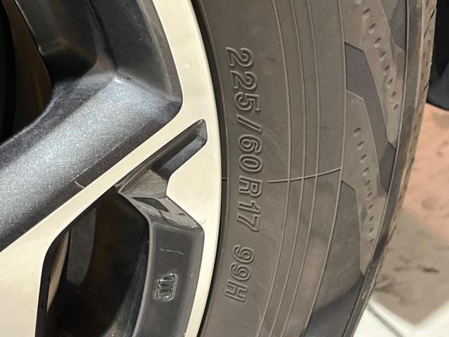 XV 2.0i-L アイサイト 禁煙車 純正8型SDナビ バックカメラ ETC ドラレコ スマートキー 純正革巻きステアリング 純正17インチアルミ LEDヘッドライト 衝突被害軽減システム アダプティブクルーズコントロール(35枚目)