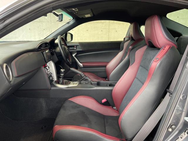 BRZ STI スポーツ 最終H型 6MT 禁煙 リアスポイラー ブレンボキャリパー 半革シート シートヒーター クルーズコントロール バックカメラ 純正SDナビ ドラレコ アクセスキー&プッシュスタート 純正17インチアルミ(40枚目)