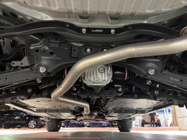 フォレスター X-ブレイク 後期F型 禁煙車 純正8型ナビ ルーフレール スマートリヤビュー バックカメラ シートヒーター ドラレコ ETC LEDライナー パワーシート シートメモリー 純正革巻きハンドル 純正17インチAW(25枚目)