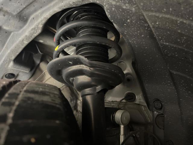 フォレスター X-ブレイク 後期F型 禁煙車 純正8型ナビ ルーフレール スマートリヤビュー バックカメラ シートヒーター ドラレコ ETC LEDライナー パワーシート シートメモリー 純正革巻きハンドル 純正17インチAW(26枚目)