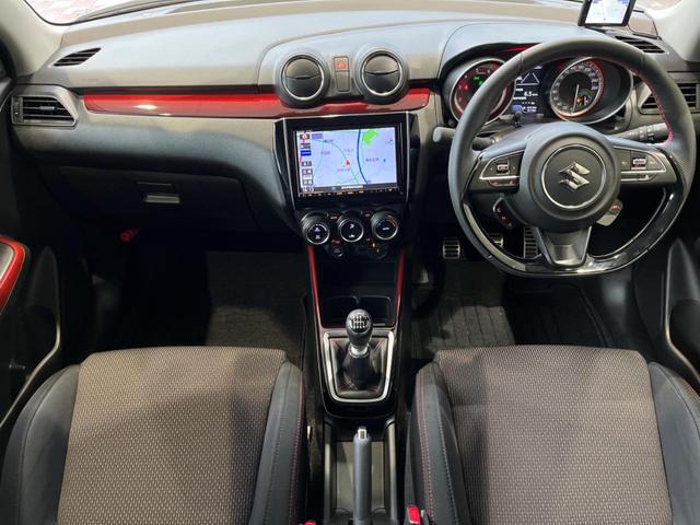 スイフトスポーツ ベースグレード 6速MT 禁煙車 全周囲カメラ スズキセーフティサポート 純正ナビ シートヒーター ドラレコ ETC LEDヘッドライト 純正17インチアルミ コーナーセンサー スマートキー 純正革巻きステアリング(2枚目)