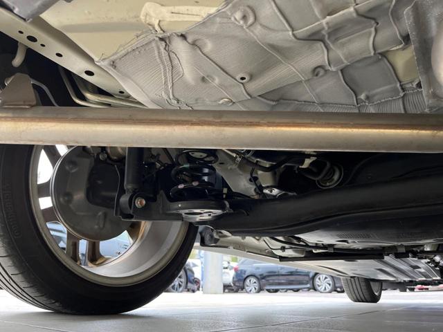 スイフトスポーツ ベースグレード 6速MT 禁煙車 全周囲カメラ スズキセーフティサポート 純正ナビ シートヒーター ドラレコ ETC LEDヘッドライト 純正17インチアルミ コーナーセンサー スマートキー 純正革巻きステアリング(36枚目)