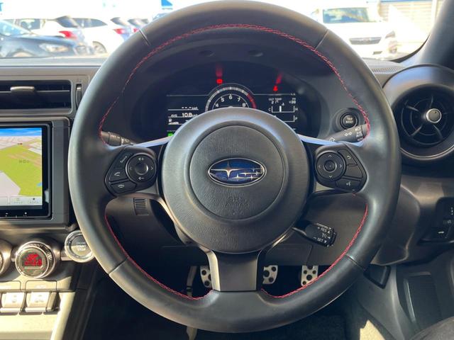 BRZ S 禁煙車 6速MT カロッツェリアナビ クルコン バックカメラ ドラレコ ETC シートヒーター デジタルインナーミラー スマートキー 純正革巻きステアリング 純正18インチアルミ LEDヘッドライト(14枚目)