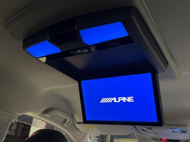 レガシィアウトバック リミテッド　Ｃ型　電動リアゲート　フリップダウンモニター　黒革　禁煙車　純正８型ナビ　バックカメラ　ＥＴＣ　純正１８インチアルミ　ステアリングヒーター　アダプティブクルーズコントロール　パワーシート（5枚目）