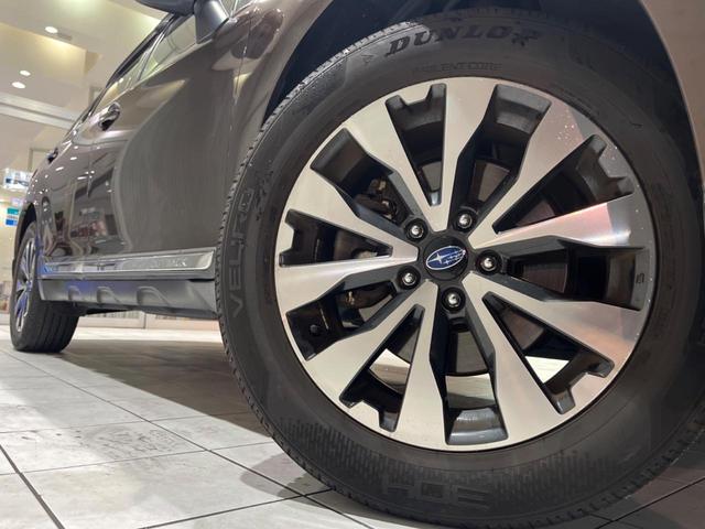 レガシィアウトバック リミテッド　Ｃ型　電動リアゲート　フリップダウンモニター　黒革　禁煙車　純正８型ナビ　バックカメラ　ＥＴＣ　純正１８インチアルミ　ステアリングヒーター　アダプティブクルーズコントロール　パワーシート（14枚目）