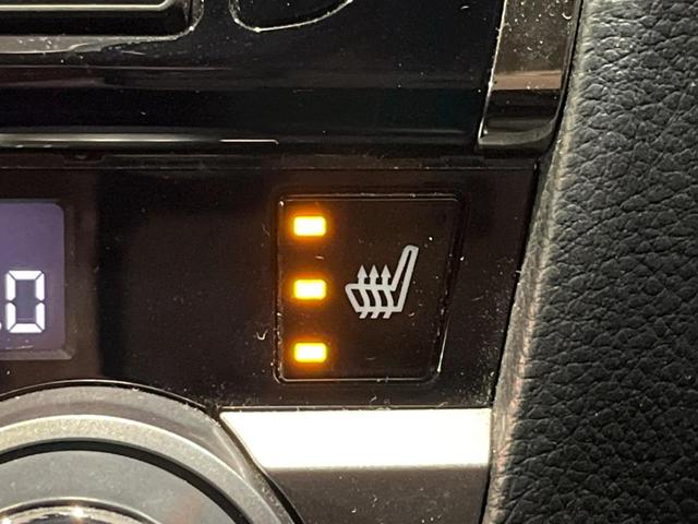 レガシィアウトバック リミテッド　Ｃ型　電動リアゲート　フリップダウンモニター　黒革　禁煙車　純正８型ナビ　バックカメラ　ＥＴＣ　純正１８インチアルミ　ステアリングヒーター　アダプティブクルーズコントロール　パワーシート（63枚目）