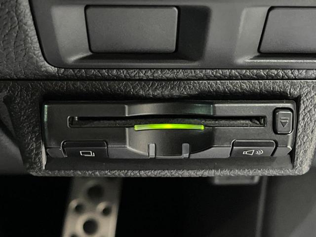 レガシィツーリングワゴン ２．０ＧＴ　ＤＩＴアイサイト　禁煙車　ＳＴＩエアロ　純正ナビ　ドラレコ　バックカメラ　ＥＴＣ　アクセスキー＆プッシュスタート　ＬＥＤライナー　パワーシート　純正革巻きステアリング　純正１８インチアルミホイール　ＨＩＤヘッドライト（7枚目）