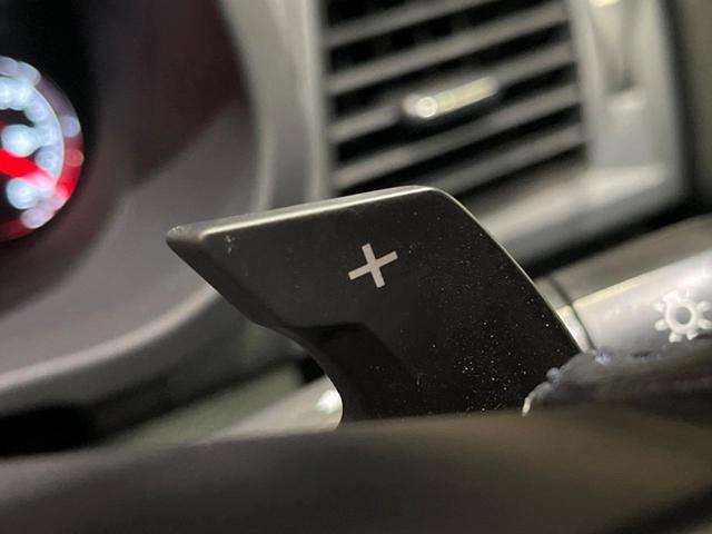 レガシィツーリングワゴン ２．０ＧＴ　ＤＩＴアイサイト　禁煙車　ＳＴＩエアロ　純正ナビ　ドラレコ　バックカメラ　ＥＴＣ　アクセスキー＆プッシュスタート　ＬＥＤライナー　パワーシート　純正革巻きステアリング　純正１８インチアルミホイール　ＨＩＤヘッドライト（9枚目）