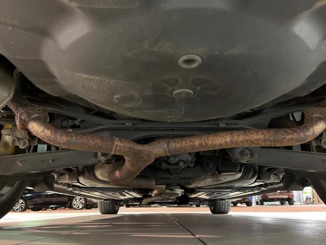 レガシィツーリングワゴン ２．０ＧＴ　ＤＩＴアイサイト　禁煙車　ＳＴＩエアロ　純正ナビ　ドラレコ　バックカメラ　ＥＴＣ　アクセスキー＆プッシュスタート　ＬＥＤライナー　パワーシート　純正革巻きステアリング　純正１８インチアルミホイール　ＨＩＤヘッドライト（21枚目）