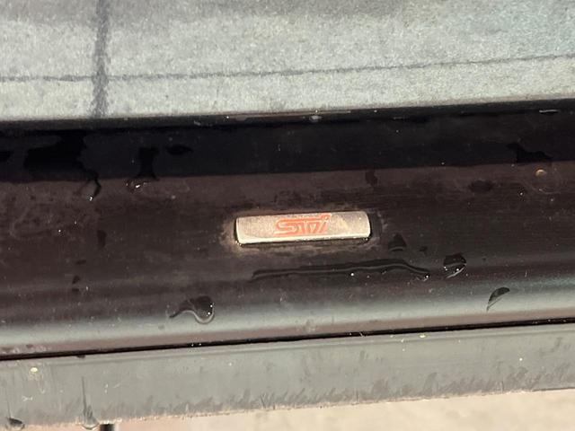 レガシィツーリングワゴン ２．０ＧＴ　ＤＩＴアイサイト　禁煙車　ＳＴＩエアロ　純正ナビ　ドラレコ　バックカメラ　ＥＴＣ　アクセスキー＆プッシュスタート　ＬＥＤライナー　パワーシート　純正革巻きステアリング　純正１８インチアルミホイール　ＨＩＤヘッドライト（35枚目）