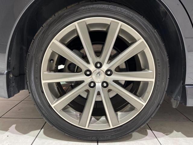 レガシィツーリングワゴン ２．０ＧＴ　ＤＩＴアイサイト　禁煙車　ＳＴＩエアロ　純正ナビ　ドラレコ　バックカメラ　ＥＴＣ　アクセスキー＆プッシュスタート　ＬＥＤライナー　パワーシート　純正革巻きステアリング　純正１８インチアルミホイール　ＨＩＤヘッドライト（36枚目）