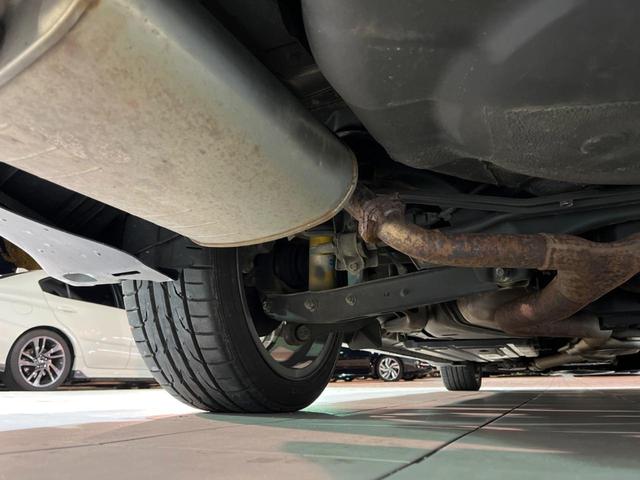 レガシィツーリングワゴン ２．０ＧＴ　ＤＩＴアイサイト　禁煙車　ＳＴＩエアロ　純正ナビ　ドラレコ　バックカメラ　ＥＴＣ　アクセスキー＆プッシュスタート　ＬＥＤライナー　パワーシート　純正革巻きステアリング　純正１８インチアルミホイール　ＨＩＤヘッドライト（38枚目）