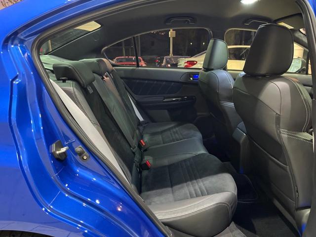 WRX S4 STIスポーツシャープ 500台限定 STIカーボンリアスポイラー STIパフォーマンスPKG STIマフラー 禁煙車 純正8型ナビ バックカメラ ETC ドラレコ OP鍛造18インチアルミ LEDヘッド パワーシート(12枚目)