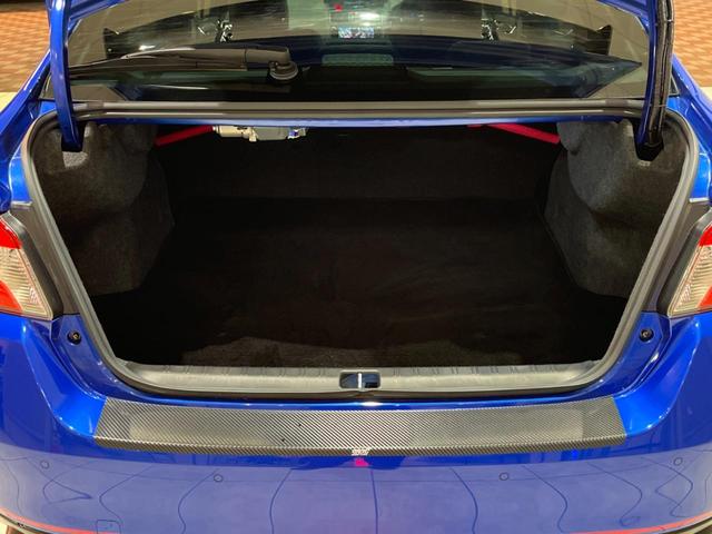 WRX S4 STIスポーツシャープ 500台限定 STIカーボンリアスポイラー STIパフォーマンスPKG STIマフラー 禁煙車 純正8型ナビ バックカメラ ETC ドラレコ OP鍛造18インチアルミ LEDヘッド パワーシート(13枚目)