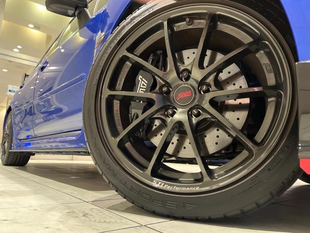 WRX S4 STIスポーツシャープ 500台限定 STIカーボンリアスポイラー STIパフォーマンスPKG STIマフラー 禁煙車 純正8型ナビ バックカメラ ETC ドラレコ OP鍛造18インチアルミ LEDヘッド パワーシート(14枚目)
