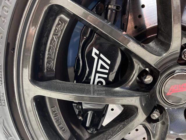 WRX S4 STIスポーツシャープ 500台限定 STIカーボンリアスポイラー STIパフォーマンスPKG STIマフラー 禁煙車 純正8型ナビ バックカメラ ETC ドラレコ OP鍛造18インチアルミ LEDヘッド パワーシート(33枚目)