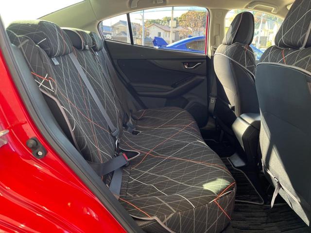 インプレッサＧ４ １．６ｉ－Ｓ　アイサイト　４ＷＤ　後期Ｅ型　禁煙車　純正ナビ　バック＆フロント＆サイドカメラ　メモリー機能付きパワーシート　ドラレコ　アクセスキー＆プッシュスタート　ＥＴＣ　純正１７インチアルミ　ＬＥＤヘッドライト（12枚目）