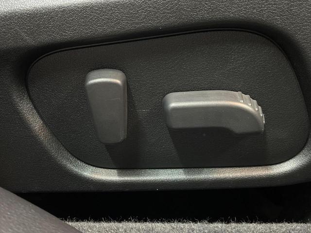 WRX S4 STIスポーツシャープ 500台限定 特別仕様車 禁煙車 STIスタイルパッケージ STIマフラー STIタワーバー RECAROシート バック&サイド&フロントカメラ パワーシート シートヒーター ドラレコ ETC(10枚目)