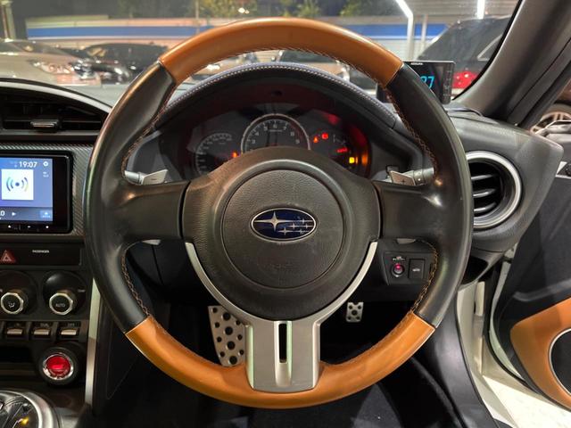 BRZ プレミアムスポーツパッケージ B型 専用茶革 LEDライナー フジツボマフラー BLITZタワーバー 禁煙車 SDナビ バックカメラ 専用純正17インチアルミ シートヒーター HIDヘッド パドルシフト スマートキー(9枚目)