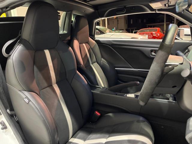 S660 α 6MT 無限フルエアロ 柿本改マフラー 禁煙車 衝突被害軽減システム シートヒーター バックカメラ 純正ステアリング スマートキー ETC LEDヘッド Bluetooth ドラレコ(12枚目)