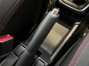 ベースグレード 6速MT 禁煙車 全周囲カメラ スズキセーフティサポート 純正ナビ シートヒーター ドラレコ ETC LEDヘッドライト 純正17インチアルミ コーナーセンサー スマートキー 純正革巻きステアリング(52枚目)