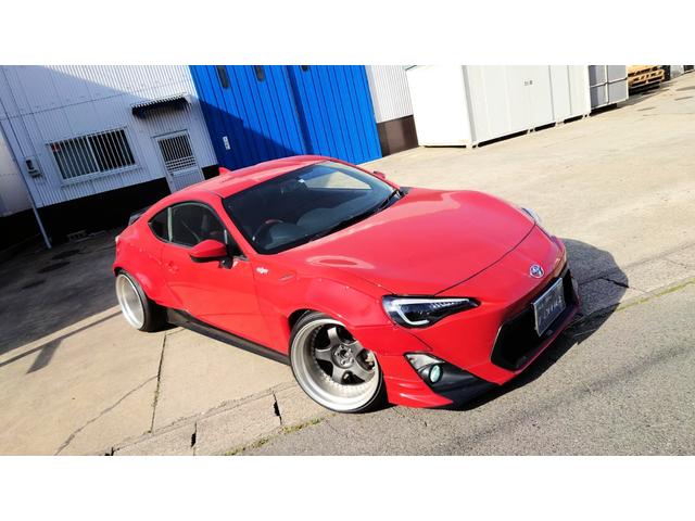 トヨタ 86 GT ロケットバニーオーバーフェンダー車高調マフラー