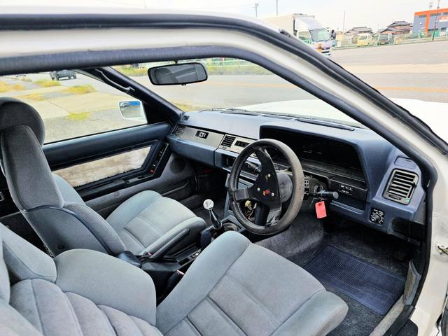 ソアラ 　純正ツインカム純正５速（3枚目）