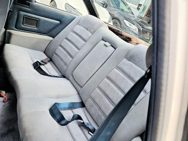 ソアラ 　純正ツインカム純正５速（17枚目）