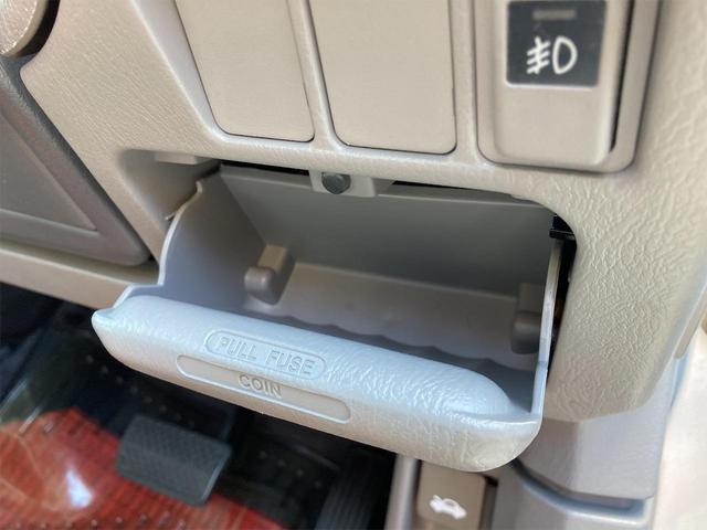 ＣＲ－Ｖ 　４ＷＤ　ナビ　アルミホイール　電動格納ミラー　ＡＴ　衝突安全ボディ　ＣＤ　フルフラット　ＡＢＳ　エアコン　パワーステアリング　パワーウィンドウ（39枚目）