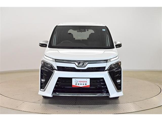 ヴォクシー ＺＳ　煌ＩＩ　ブレーキサポート　セキュリティ　両側自動スライドドア　エアバック　ＥＳＣ　ＬＥＤヘットライト　記録簿付　リアカメラ　地デジＴＶ　１オナ車　デュアルエアバッグ　ＥＴＣ付　スマートエントリー　三列シート（2枚目）