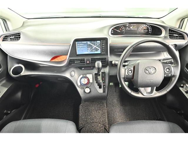 シエンタ G ナビ・TV スマートキープッシュスタート 1オ-ナ- リアカメラ 定期点検記録簿 ワンセグテレビ フルオートエアコン パワーウィンド ETC 運転席エアバック パワステ キーフリーシステム ABS(6枚目)