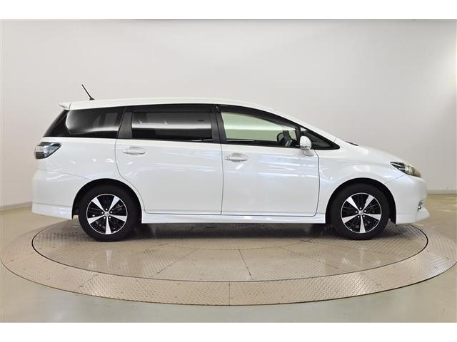 ウィッシュ 1.8S Sキー キーレスエントリー エアコン 盗難防止システム パワーステアリング ナビTV 横滑り防止機能 WSRS ABS Rカメラ アルミ カーテンエアバック 3列シート ETC ワンオーナー 記録簿(4枚目)