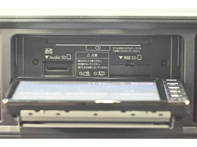 パッソ Ｘ　ＬパッケージＳ　盗難防止システム　ＡＢＳ　ワンオーナー　スマートキー　キーレスエントリー　ＥＴＣ　バックカメラ　横滑り防止機能　アイドリングストップ　４ＷＤ　衝突軽減ブレーキ　エアバッグ　メモリーナビ　ワンセグ（10枚目）