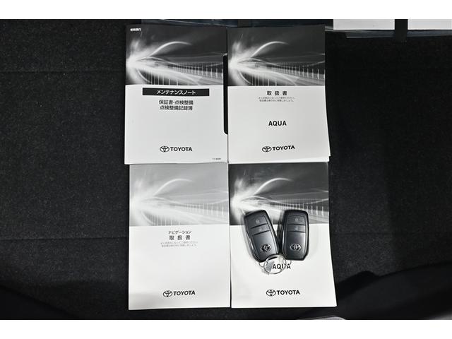 アクア Ｇ　ワンオーナ　ＶＳＣ　衝突軽減ブレーキ　メモリナビ　バックモニター　ＬＥＤ　クルーズコントロール　スマートキー　ＥＴＣ車載器　ナビ　パワーウィンドウ　イモビライザー　サイドエアバック　キーフリーシステム（16枚目）