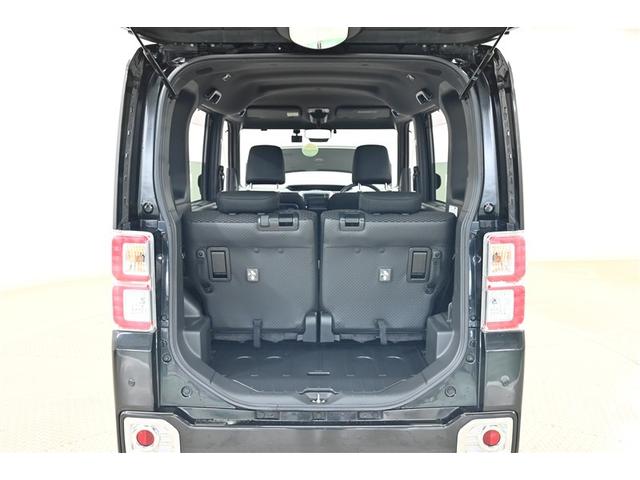 ���i�̂���������ʋ΁A���}���ɏ\���ȉ׎��X�y�[�X���m�ۂ��Ă���܂��B�Z�J���h�V�[�g��|���ƁA�傫�ȉו��̐ύڂ��\�ł�